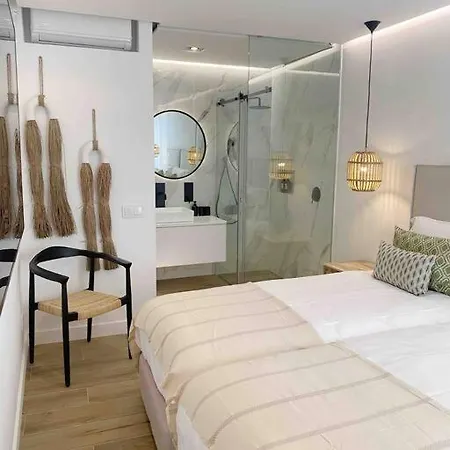 Апартаменти Front Sea Албуфейра