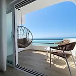 Front Sea Lejlighed *
