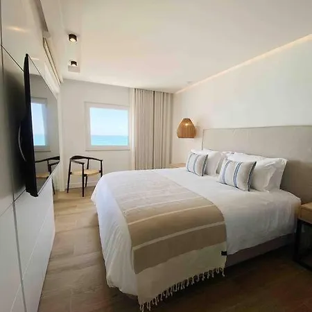 Front Sea Apartment *